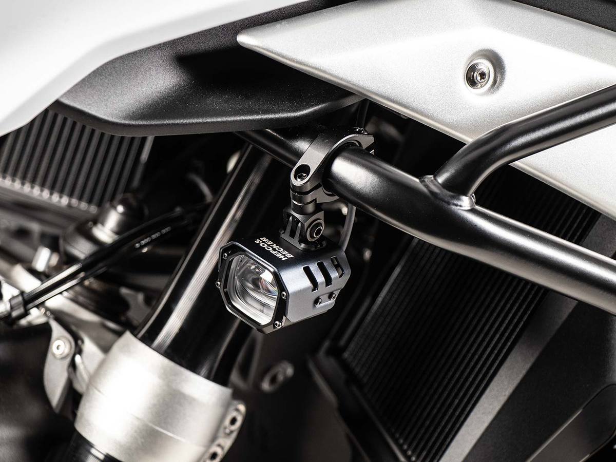 LED auxiliary headlight Nova incl. universal mounting for tube Ø18-25mm Hepco & Becker