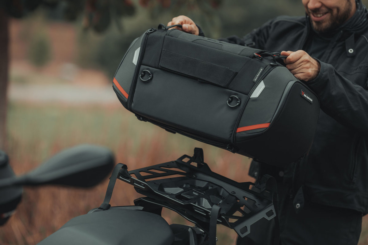 SW-Motech PRO Rackpack tail bag Suzuki GSR 750 (11-16), C5