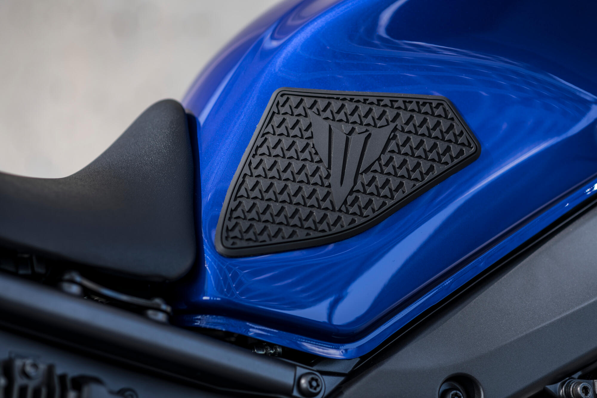 Side grip pads for MT-09 (Bj.21-23) Original Yamaha