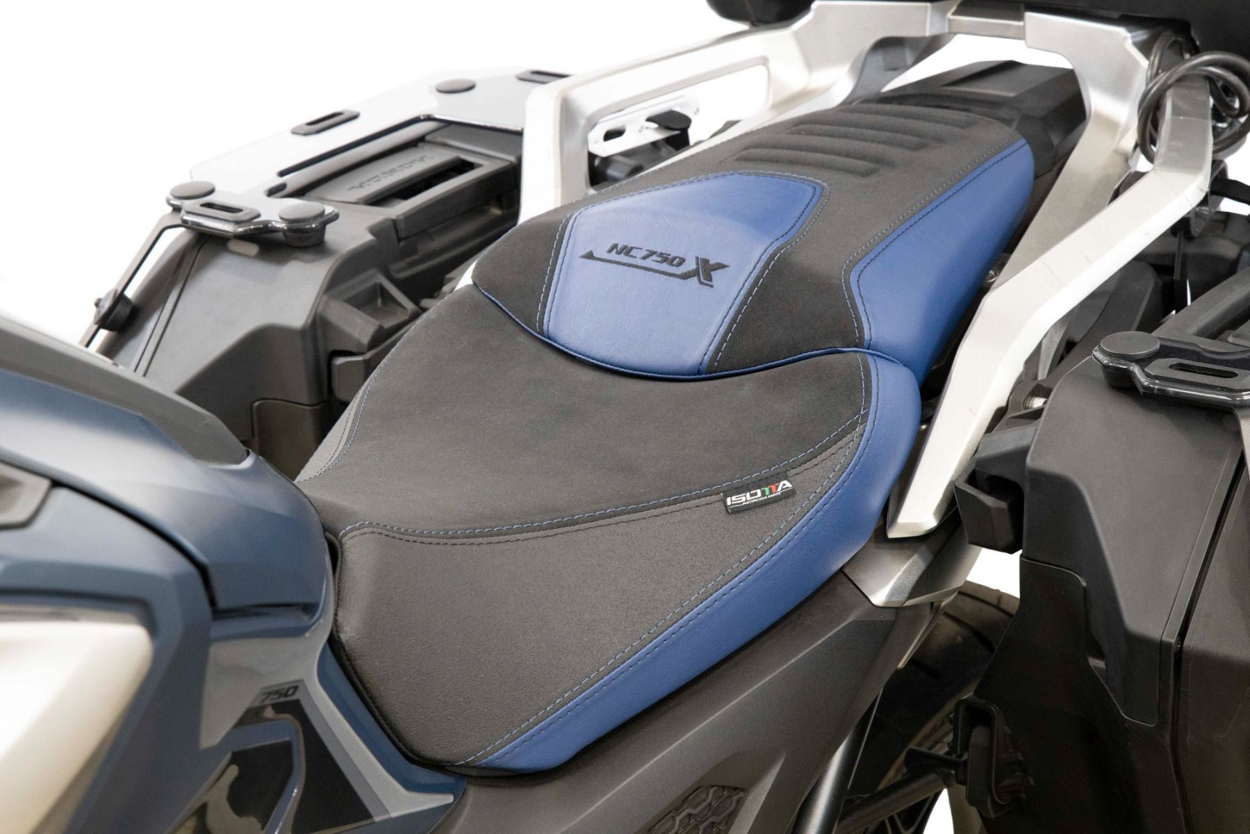 Seat cover for Honda NC 750 X (21-24) blue