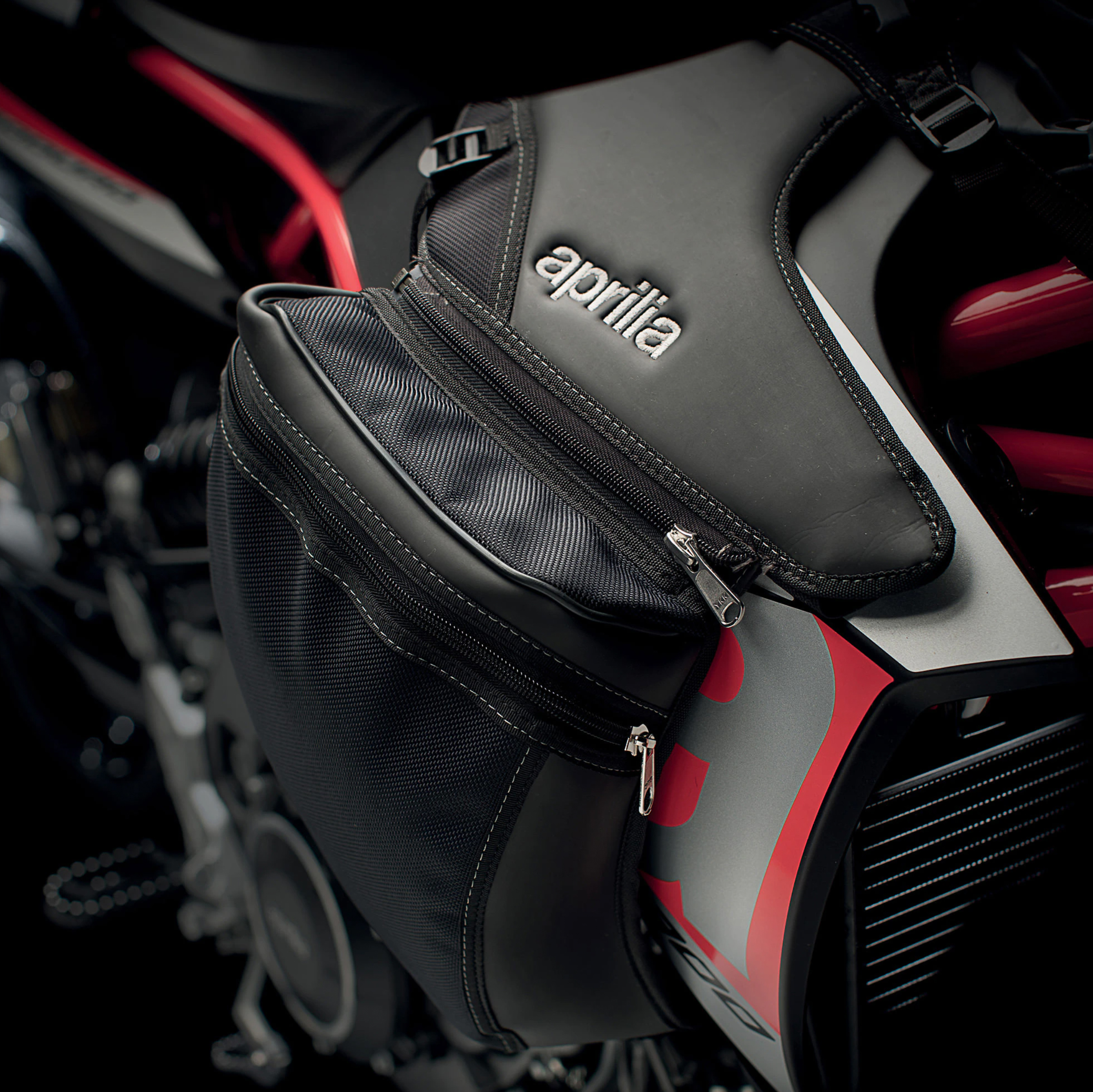 Original side bags for tank cover Aprilia Dorsoduro 750 / 900 / 1200