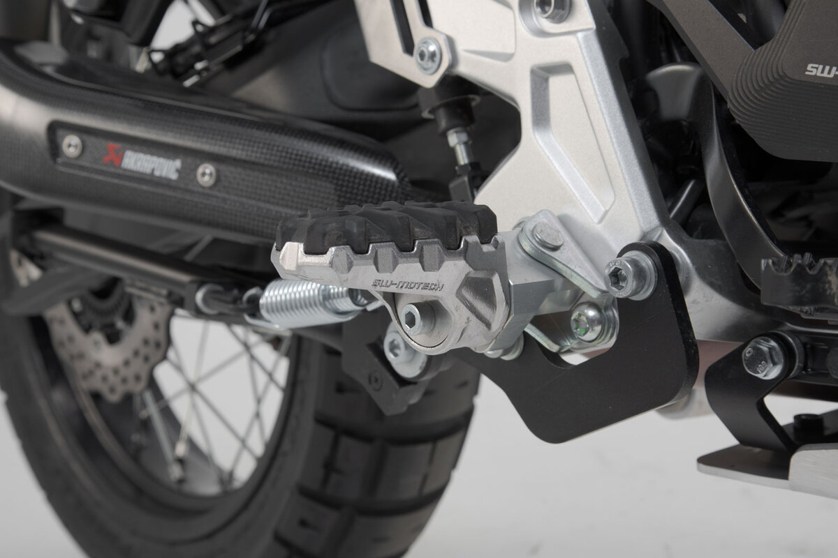 EVO footrest kit for Aprilia Tuareg 660 (21-)
