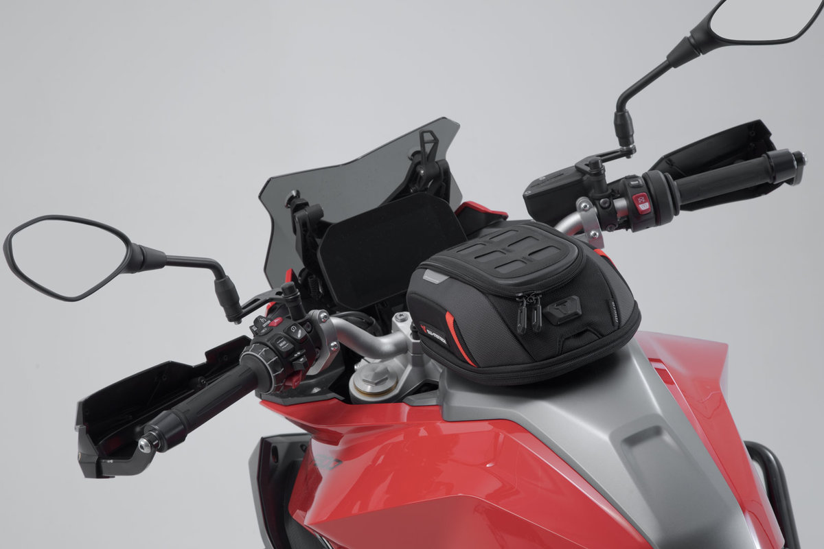 SW-Motech PRO Micro tank bag KAWASAKI GTR 1400 (12-20), ZGT40C