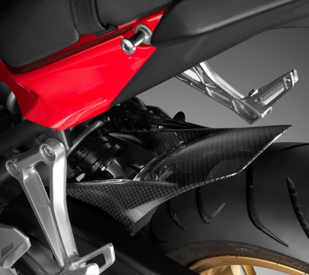Rear wheel cover in carbon-look original Honda CB 650 F/ CBR 650 F