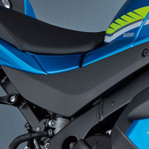 Frame cover right carbon for Suzuki GSX-R 1000 (17-) Original