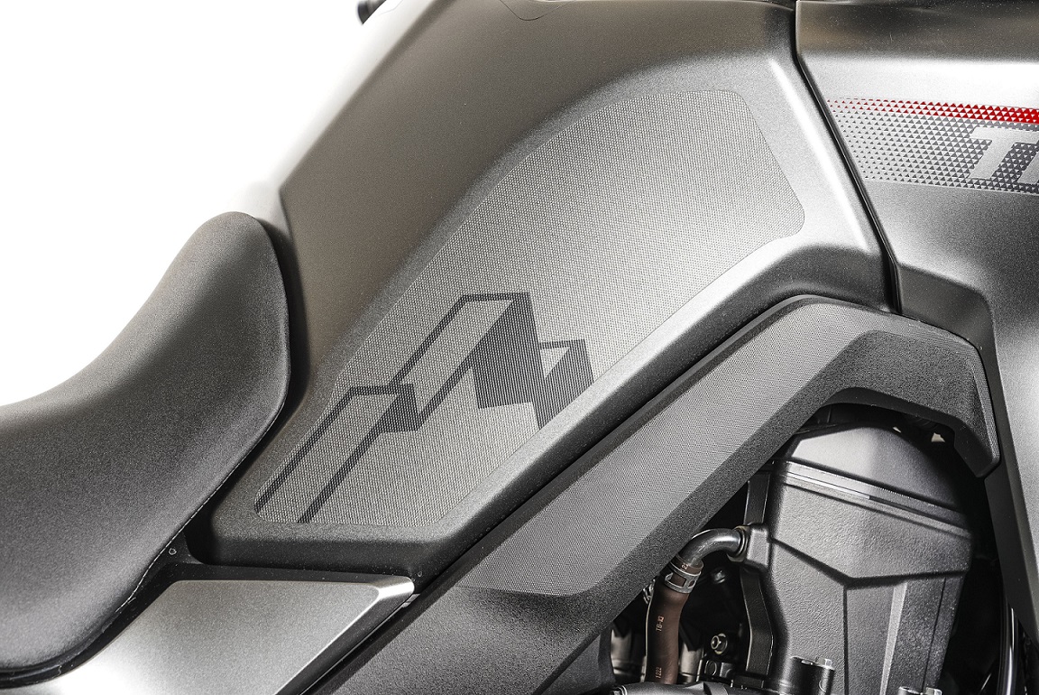Side tank protectors gray for Honda XL 750 Transalp (23-) Original