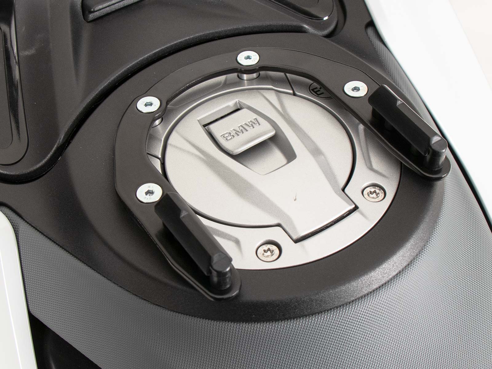 Basic tank ring for BMW R 1300 GS (23-) Hepco & Becker