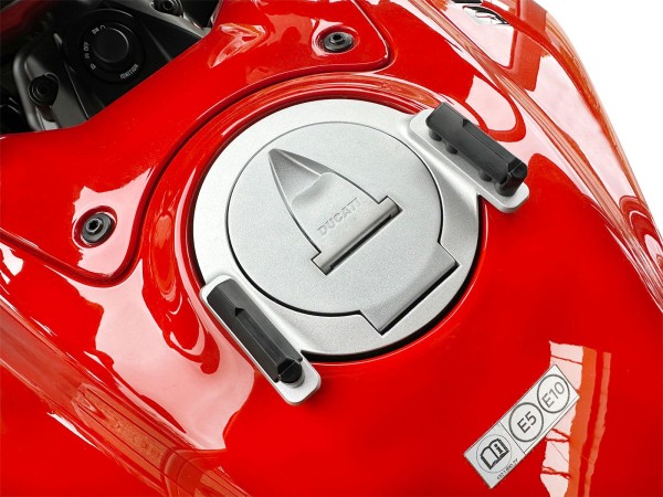 Basic tank ring incl. tank bag closure unit for Ducati Streetfighter V4 / S (20-24)