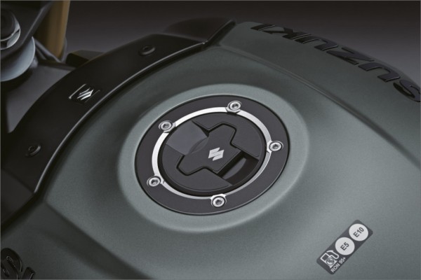 Tank cap protection for Suzuki GSX-8T (25-) Original