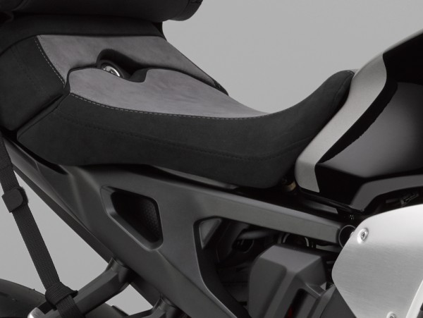 Pillion seat Alcantara Honda CB1000R (BJ 18-)