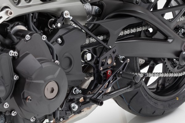 LSL 2Slide Rastenanlage für Yamaha MT09, MT09 Tracer, 2017- , schwarz-rot