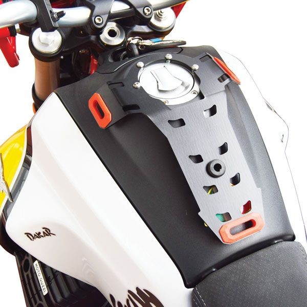 Tank bag holder for Moto Guzzi V 85 TT (19-23)