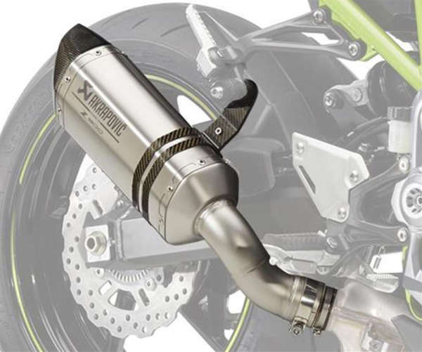 Akrapovic titanium sports exhaust for Kawasaki Z 900 /SE (20-24)