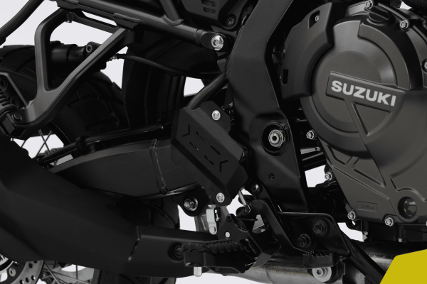 Black aluminum brake cylinder cover for Suzuki V-Strom 800 DE (23-)