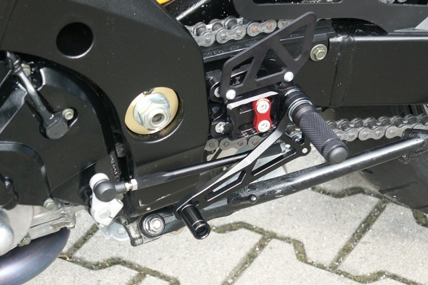LSL 2Slide-Rastenanlage für Suzuki GSXR1000, 2005-2006, schwarz-rot