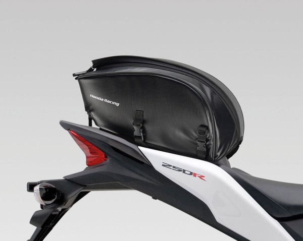 Original Honda CBR125R bag pillion seat, carbon look