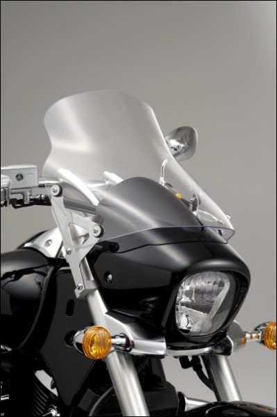 Windshield short for Suzuki M800 BJ. 2010-2013