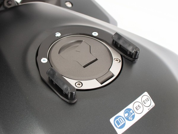 Basic tank ring incl. tank bag closure unit for Honda CBR 1000 RR Fireblade (17-19)