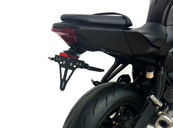 alpha Technik Kennzeichenhalter für Yamaha MT-07 / MT-07 Y-AMT, ab Modelljahr 2025-