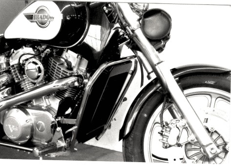 Chrome engine guard for Honda VT 1100 C (87-93) Hepco & Becker